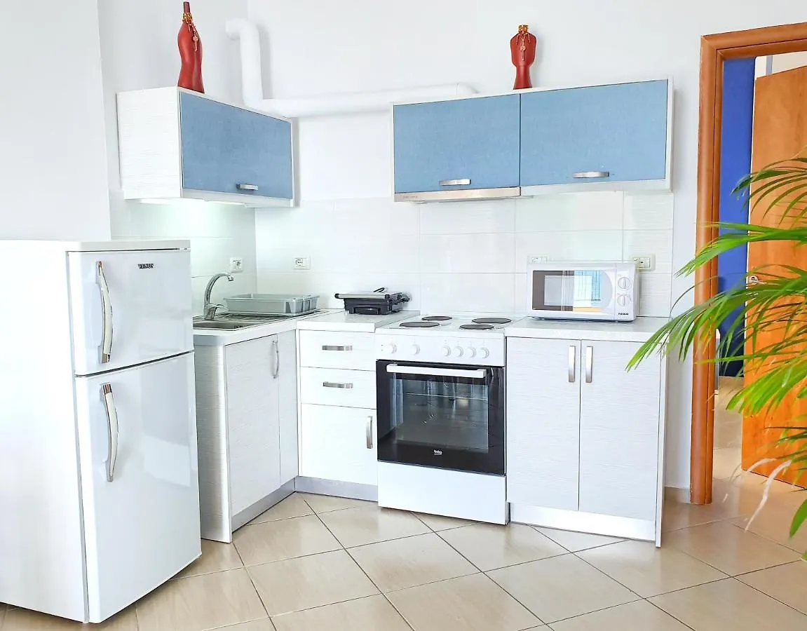 Allure Apartment Saranda 0*,
